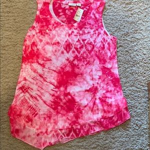 Tank top with fancy bottom